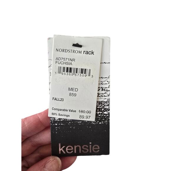 Kensie NWT‎ Puffer Vest Size Medium Fuscha Pink - Picture 3 of 7